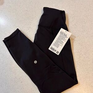 Lululemon Black Athletic Leggings - Wunder Train HR Tight 25" pockets